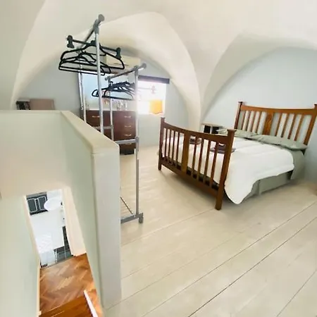 Ussano 15 Apartment *
